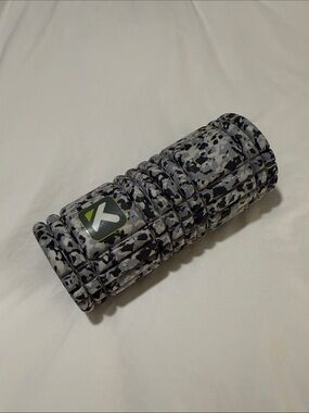 Foam Roller - Gray Camouflage Deep Tissue Massage Roller